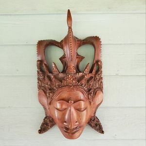 Crown jewel hand carved tribal mask A
